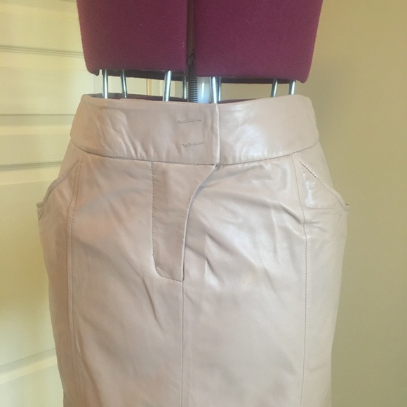 BNWT Mackage Leather Mini Skirt - Size 4 - Picture 2 of 10
